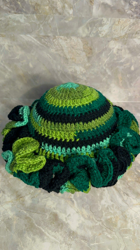 Ruffle Beanie (Multicolor)